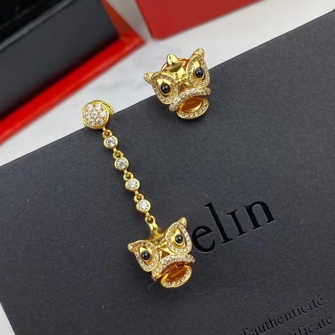 Qeelin Earrings